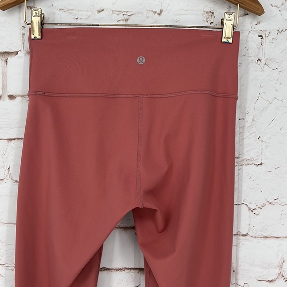 lululemon athletica “Wunder Under High Rise Tight 28”, Size 8 - Picture 9 of 11